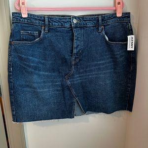 NWT cutoff mini skirt
